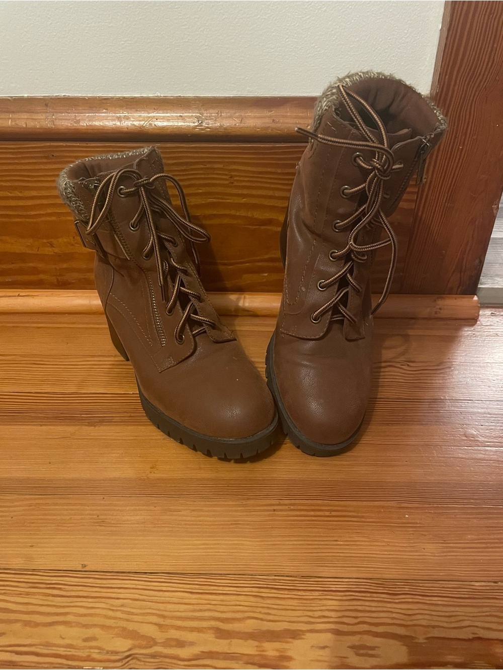 Women's Brown Lace-Up Ankle Boots